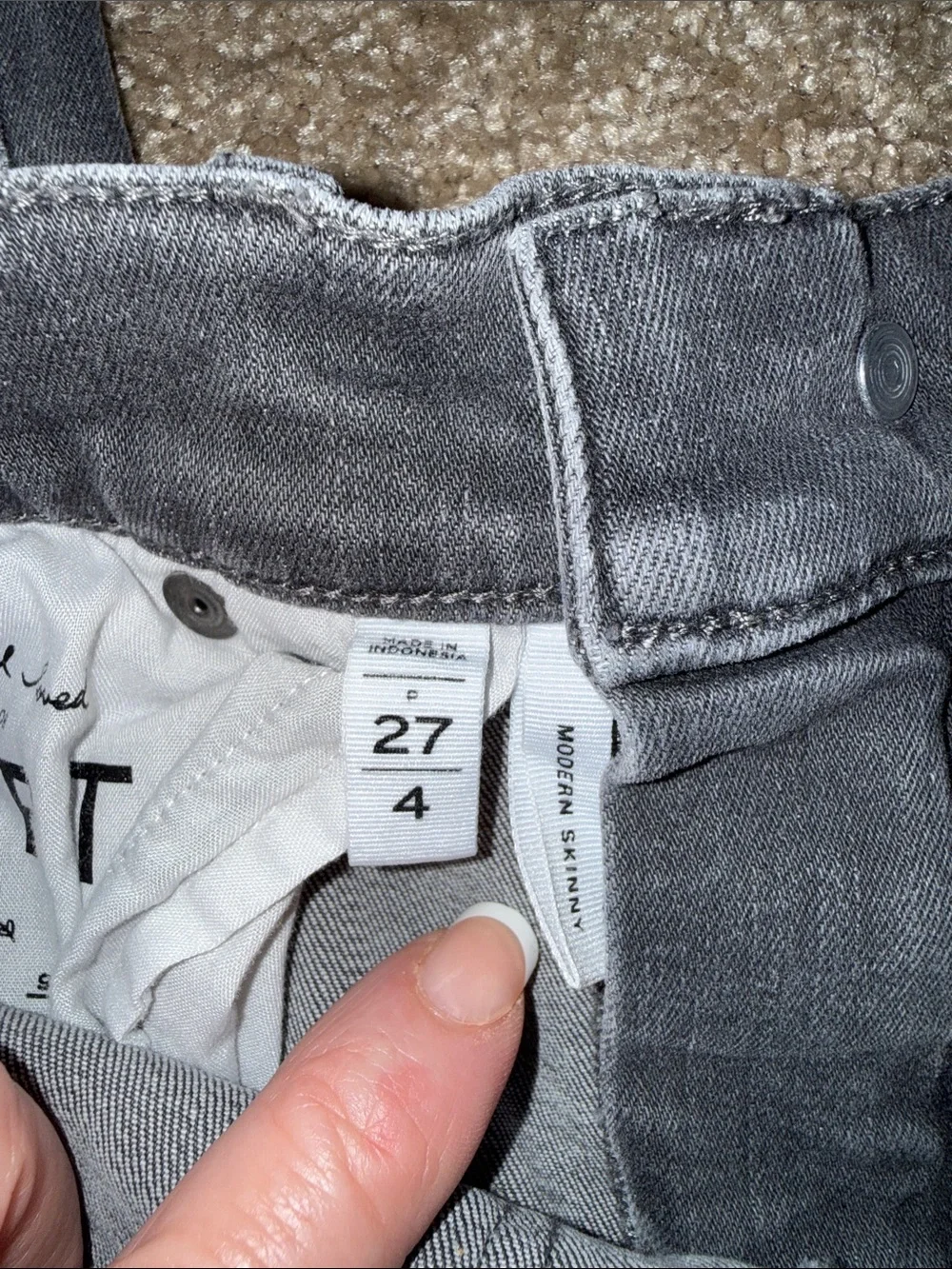 Anne Taylor Loft Modern Skinny Jeans in Gray Size 4/27